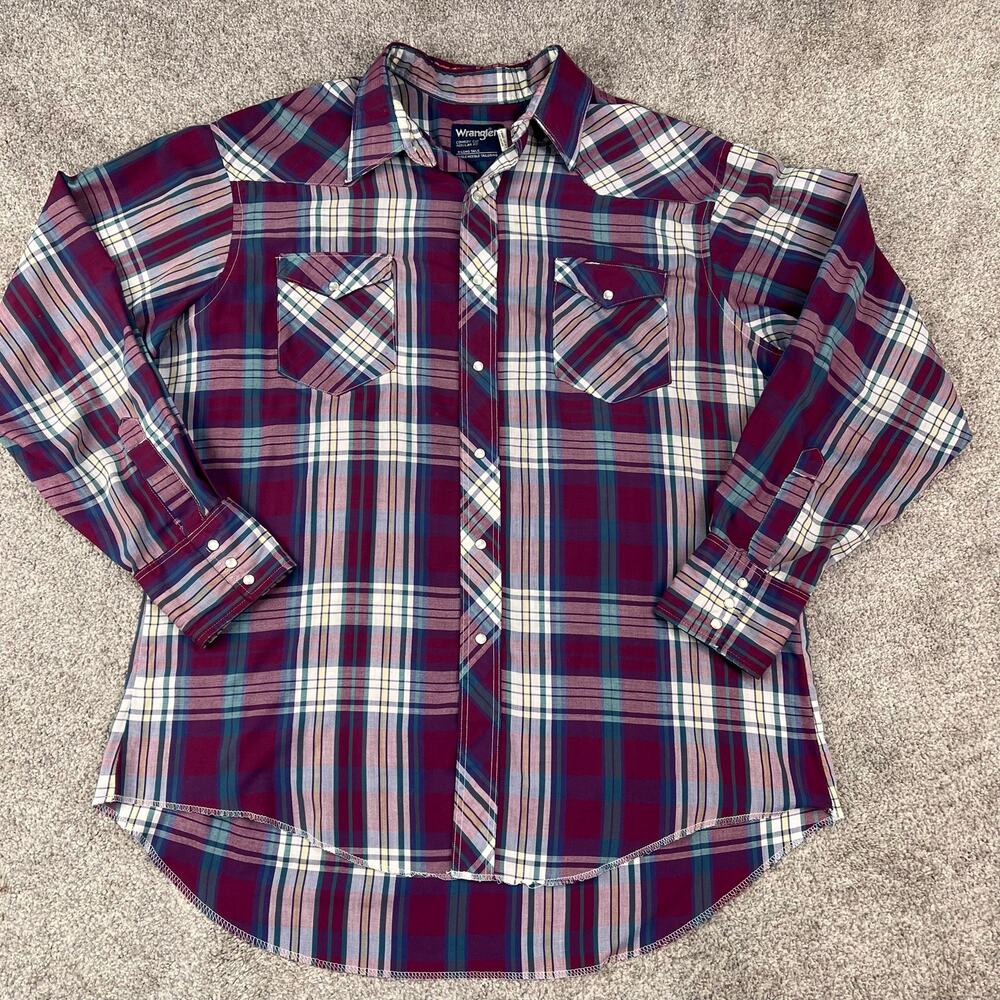 Pearl Snap Wrangler Button up Cowboy Cut regular fit  17 1/2 x 35